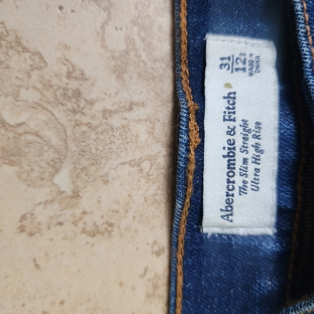 Abercrombie & Fitch Jeans - Picture 5 of 5
